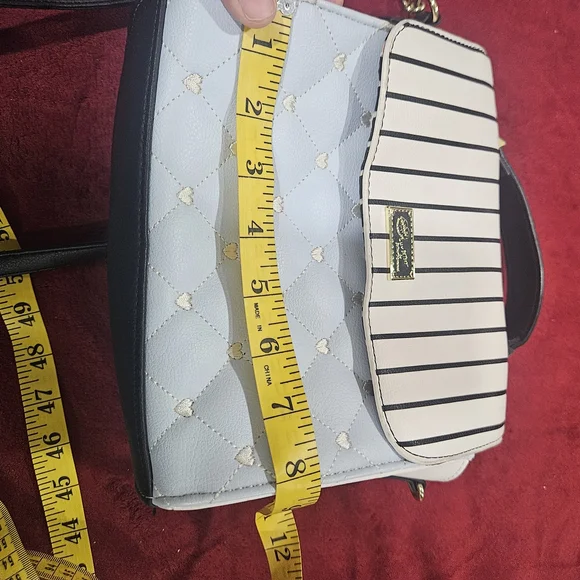 Luv Betsey by Betsey Johnson LBADDY Blue and black quilted crossbody - Picture 7 of 9